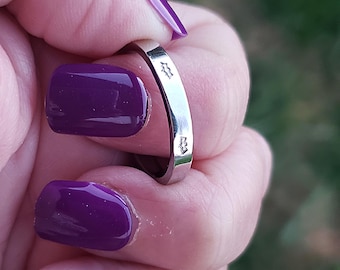 Spooky Season Jewelry - Bat Pattern 3mm Silver or Gold Tone Ring