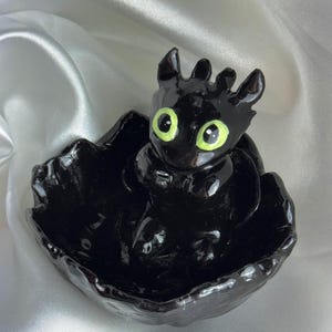 Handmade Toothless Dragon in Egg Shell – Adorable Clay Figurine from How to Train Your Dragon – Cute Collectible Gift