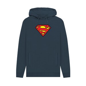 Sudadera azul marino con capucha y escudo de Superman imagen 2