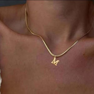Colar inicial de ouro personalizado para mulheres, pingente de letra A-Z, corrente de cobra de aço inoxidável, joia de clavícula banhada a ouro, presente para ela