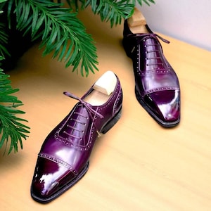 Neue Männer handgemachte lila Leder Schnürschuhe Kappe Toe Oxford formelle Schuhe.
