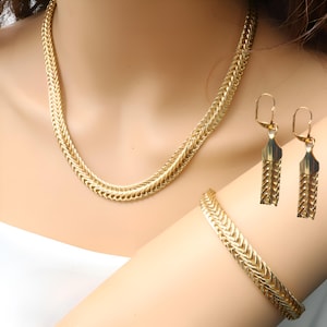 Luxury Gold-Plated Flat Chain Jewelry Set | Necklace  Bracelet  Earrings  Elegant Design