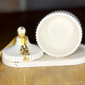 Porta oggetti in polvere di ceramica con foglia oro – Scatolina decorativa con nappina