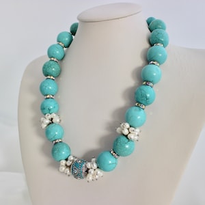 Turquoise White Pearls Statement Necklace Turquoise Magnesite Gemstones Necklace Freshwater Pearls Turquoise Chunky Necklace