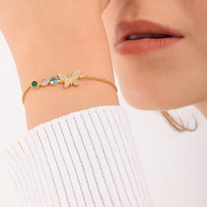 Birthstone Charm Bracelet with Butterfly, Personalized Family Birthstone Bracelets, Custom Mom Bracelets with Kids Birthstones, Gift for Mom
