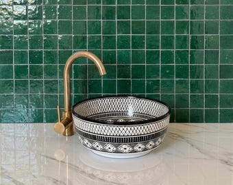 Lavabo de cerámica marroquí hecho a mano / Lavabo de sobreponer blanco y negro / Baño moderno de mediados de siglo, regalo de cerámica artesanal
