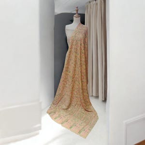 Kashmiri Kani Pashmina  Shawl - Vibrant, Elegant