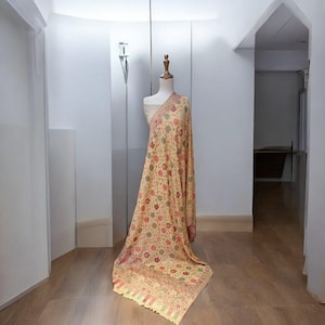 Kashmiri Kani Pashmina  Shawl - Vibrant, Elegant