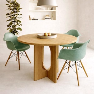 Ronde eettafel, massief houten tafel, Scandinavisch design, handgemaakt