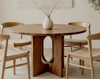 Tavolo da pranzo rotondo in noce, tavolo in legno massello, tavolo dal design scandinavo, fatto a mano