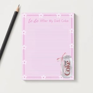Różowy notatnik „Do zrobienia po wypiciu Diet Coke” | Wydrukowalne artykuły piśmiennicze Diet Coke | Natychmiastowa wkładka do cyfrowego planera do pobrania | Urocza lista rzeczy do zrobienia w formacie PDF