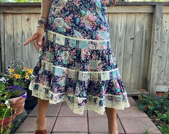Vintage tiered SKIRT, size XS vintage clothing, long  boho skirt, bohemian skirt, festival skirt, hippy skirt,floral skirt,hippy skirt Zasra