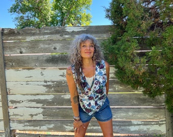 Vintage VEST, Size S, Floral Vest, Shabby Chic Vest, Hippy