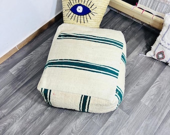 Handgemaakte wollen kelimpoef: vierkant berbervloerkussen, boho-neutraal decor