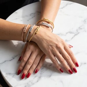 Set of 3 Stainless Steel Cable Bangle Bracelets, Minimalist Stackable Bangles, Gold Silver Rose Gold Gift for Women