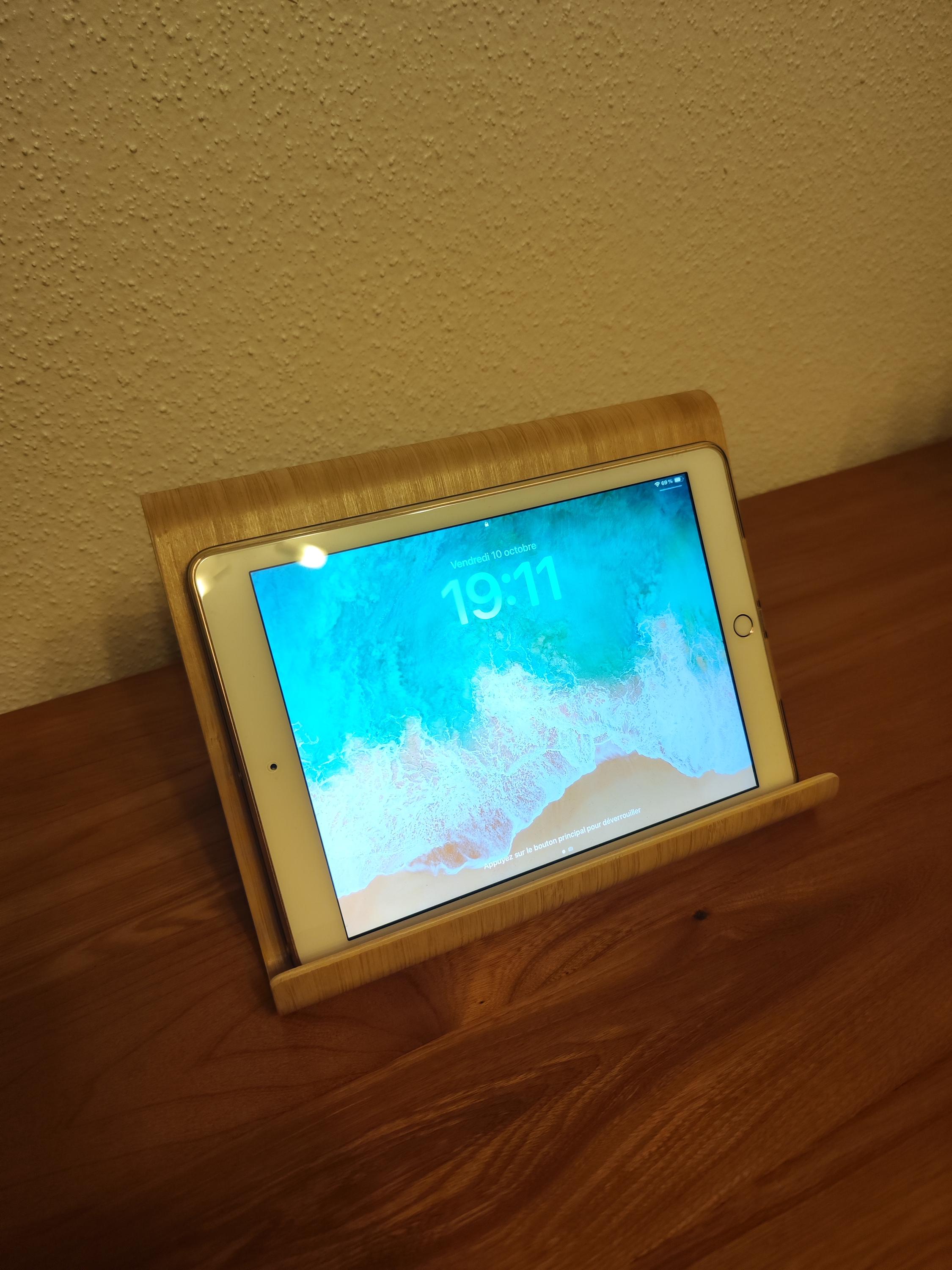 Universeller Bambusstnder fr Tablet, Telefon oder iPad   Multifunktionaler Halter aus Naturholz - Etsy.de