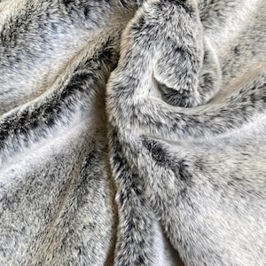Luxe Rabbit Faux Fur Fabric: Ultra Soft Vegan Costume Craft