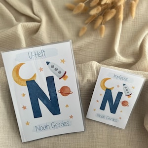 Funda U-book personalizada con nombre y letra - diseño para niñas y niños - funda protectora para bebés - Limoni