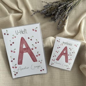 Funda U-book personalizada con nombre y letra - diseño para niñas y niños - funda protectora para bebés - Limoni
