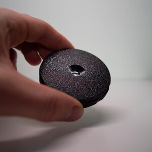 Jednorazowy obiektyw Sony E Mount: wygląd vintage'owego filmu zdjęcie 4