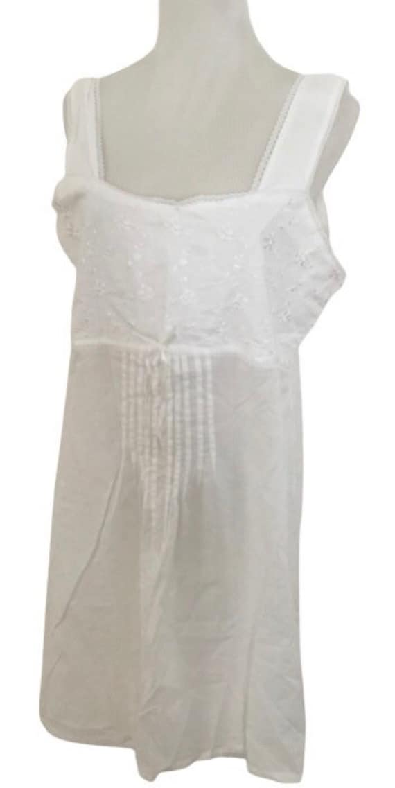 Summer white cotton embroidered nightgown shift c… - image 2