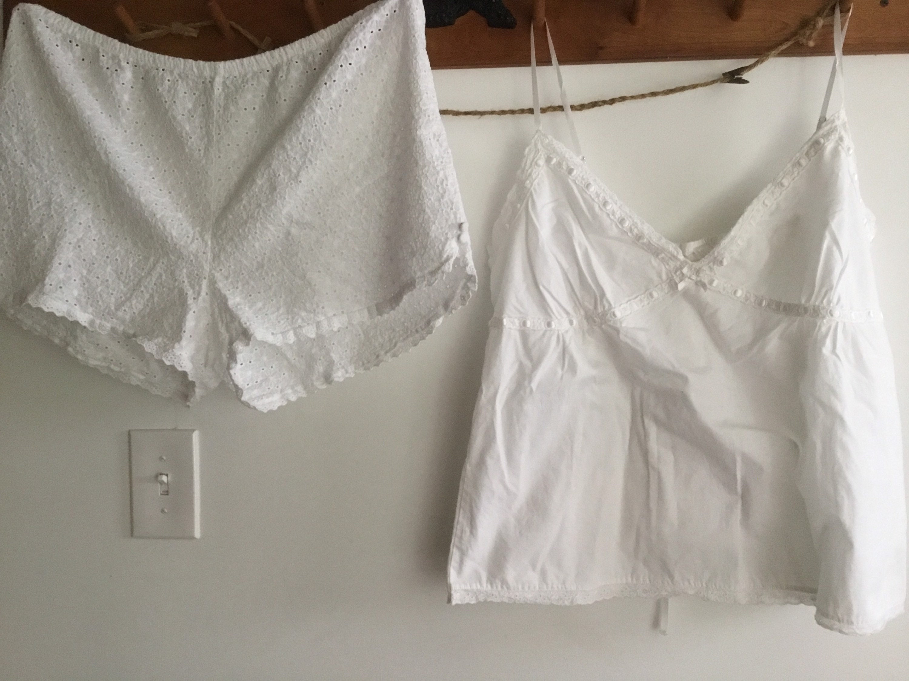 Cotton eyelet pajamas Clearance