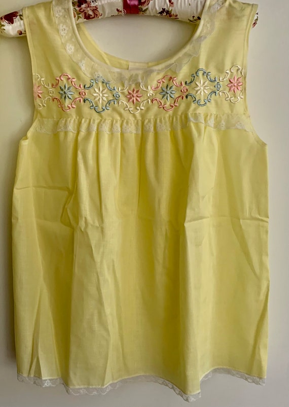 Vintage 1960’s yellow babydoll set top pants bloom