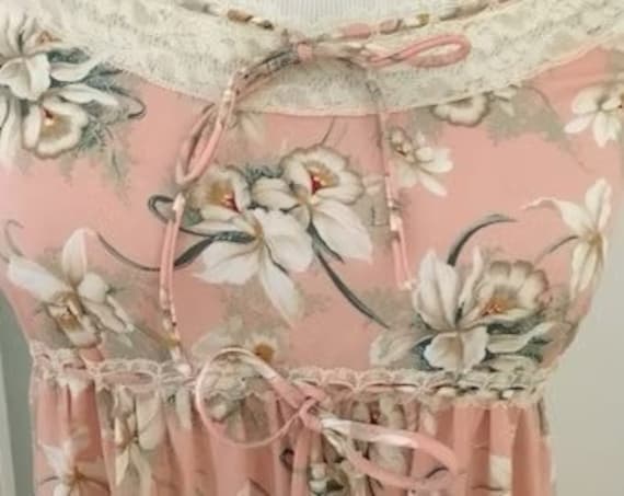 Gorgeous Christian Dior Vintage pink Lilly fabric… - image 1