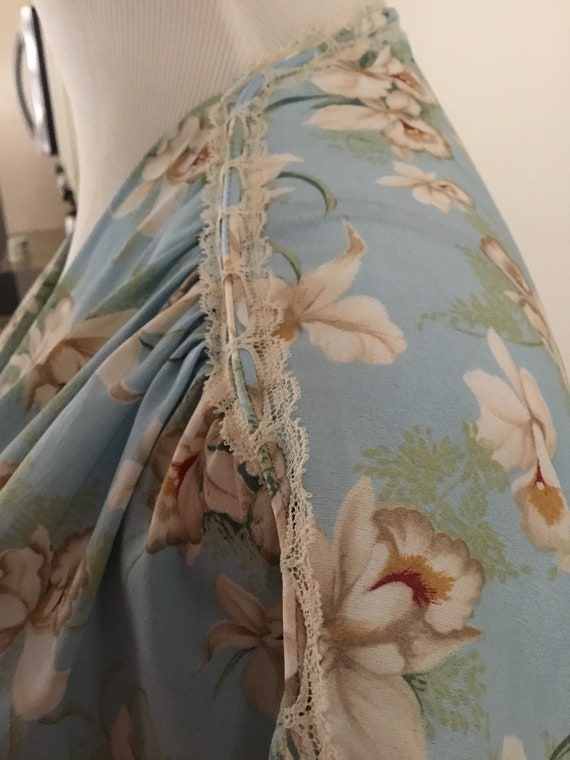 Rare vintage Christian Dior lilly print robe shor… - image 5