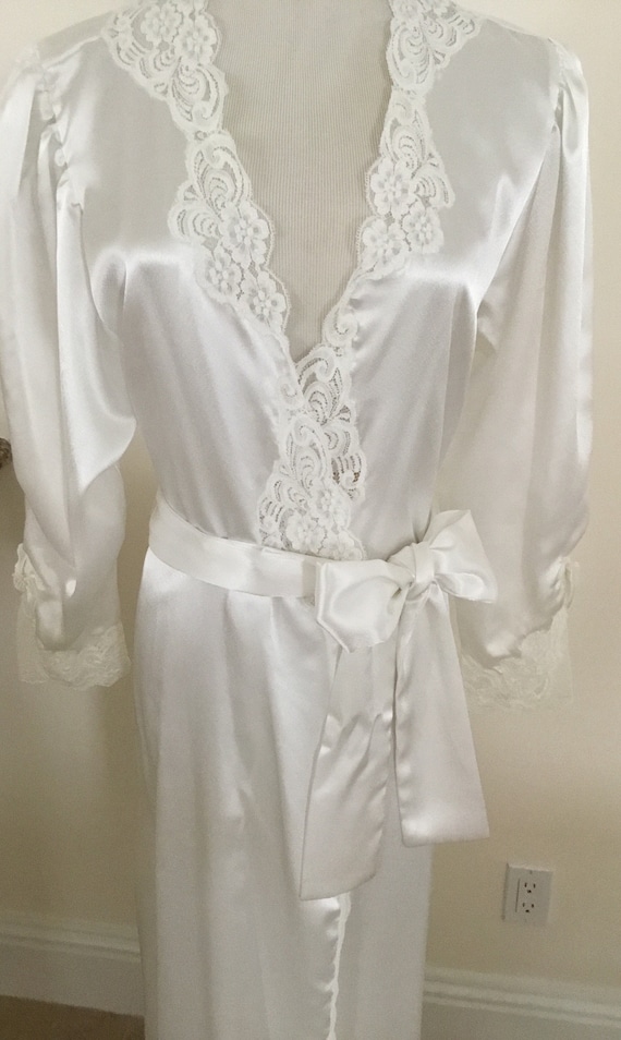 Bridal White Vintage Christian Dior Wrap Robe Lace