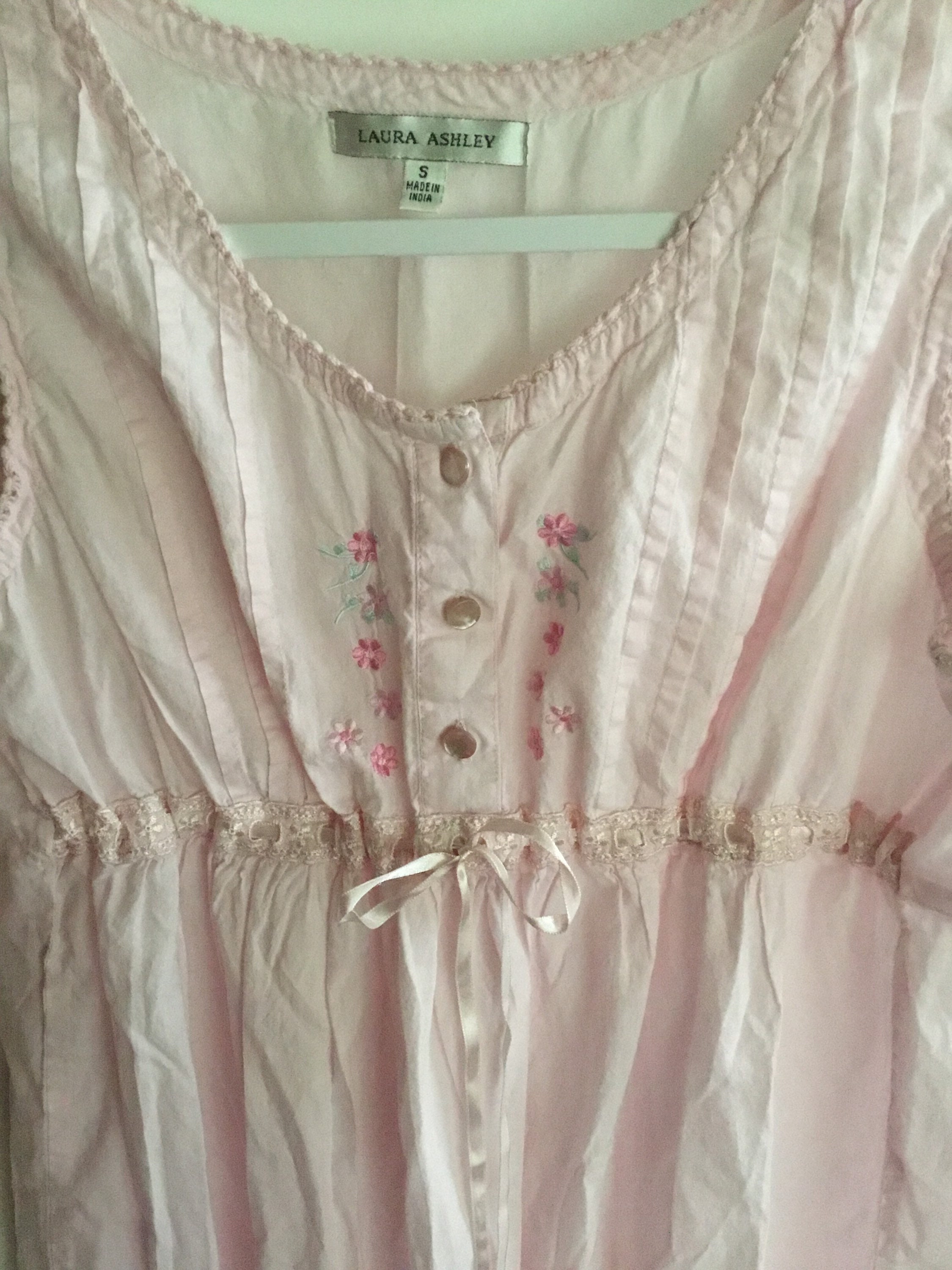 Laura Ashley, Intimates & Sleepwear