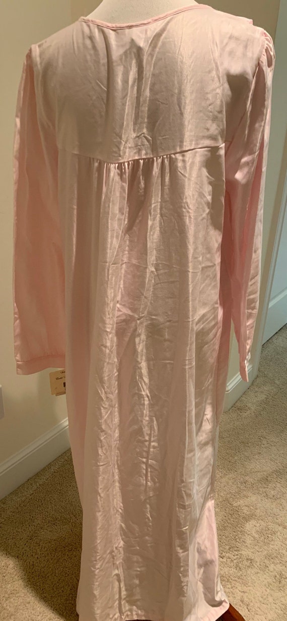 Pink cream puff wet look satin long nightgown bru… - image 4