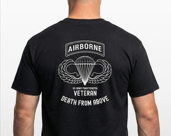 Camiseta de veterano aerotransportado: camiseta gráfica de alas de salto del ejército de EE. UU.