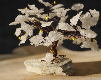Gift idea for mom, wife or girlfriend - lucky tree brown lucky charm with quartz color white on slate and yellow beads