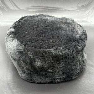 Vintage 40s/50s Black Sheared Rabbit Fur Hat: Silk Lined - Etsy display picture 1