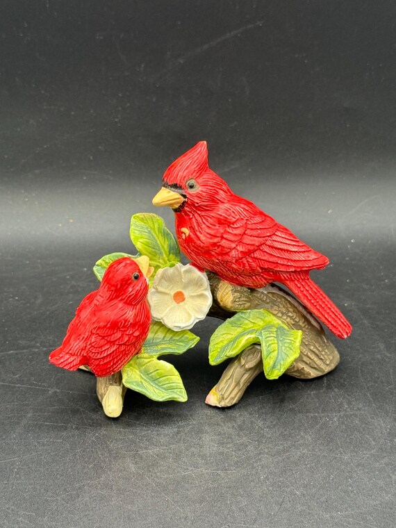 Vintage Young Red Cardinals on A Log Figurine - Etsy