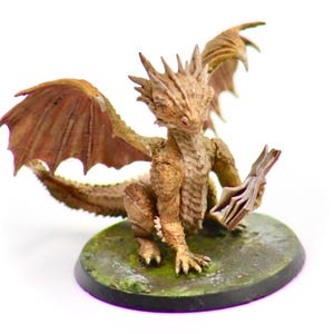 Dragon Wyrmling Miniature - Young Dragon Mini Kit | 28mm Scale for D&D or Pathfinder NPC | Designed by Solgood Creations | Dragon Bookwyrm
