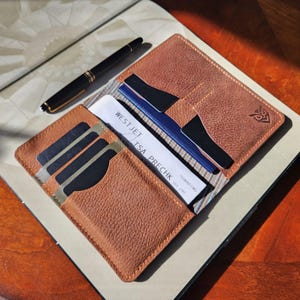 Étui à passeport en cuir, portefeuille de voyage, Porte Passeport, cadeau pour elle pour lui, porte-cartes, essentiel de voyage, fait main