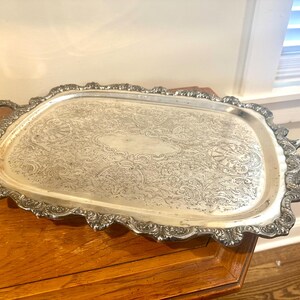 Vintage silver-plated ornate serving platter tray, coffee table serving tray, vintage servingware