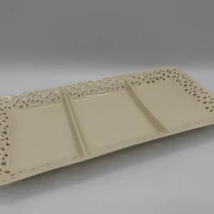 Cream Vintage Serving Tray, Godinger Lace Pattern, 12 x 6 Inch