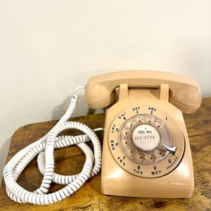 Vintage Bell System Western Electric Rotary Dial Phone Beige Landline Telephone Retro
