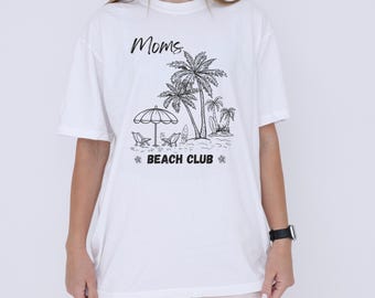 Moms Beach Club Shirt: Retro Summer Vacation Tee