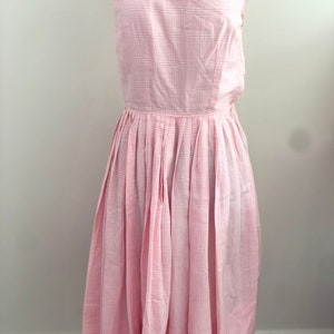 1950s Pink and White Gingham Sundress / Pink Checked Fifties Dress XS. 画像 1