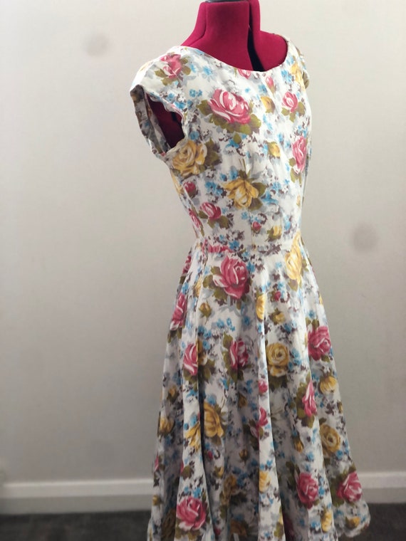 1950s Rainbow Rose Print Print Dress XS / Fifties… - image 5