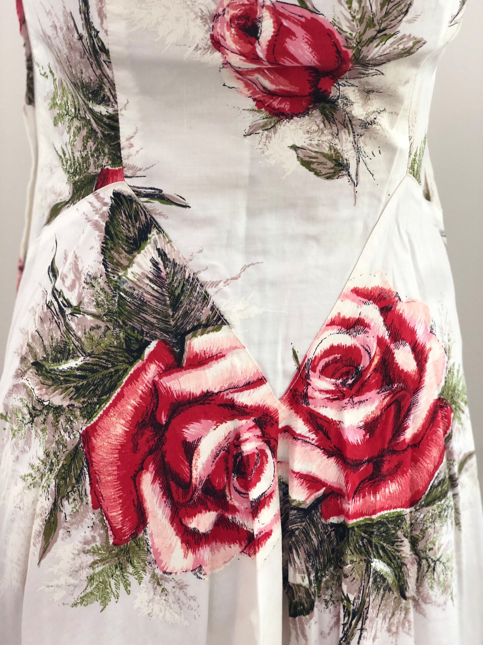 Vintage 1950s Pink Red Long Stem Rose Print Sun Dress | XS/S main image 1