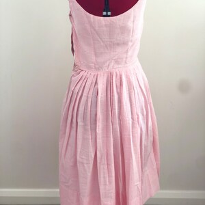 1950s Pink and White Gingham Sundress / Pink Checked Fifties Dress XS. 画像 4
