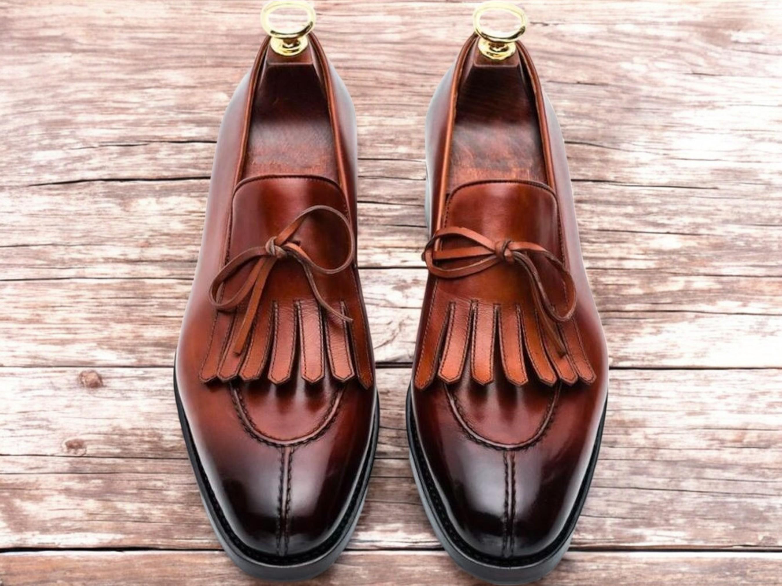 Handmade Leather Fringe Loafers: Men display picture 1