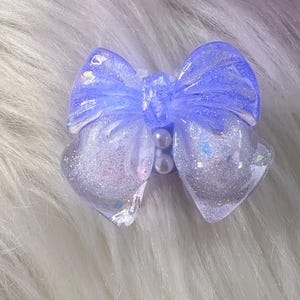 Shimmery Acrylic Bow Beads – Glitter Bows for Crafts, Keychains, Beaded Pens & Accessories