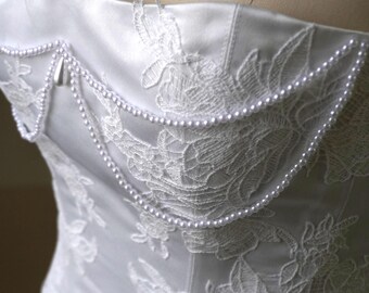 Bridal corset with lace-up back for wedding reception engagement party Mini bridal dress with pearls and lace waist snatch hour glass figure