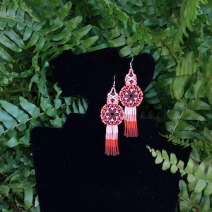 Mexican Beaded Earrings / Huichol Earrings / Multicolored earrings / Chaquira Earrings.